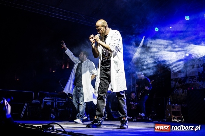 Zdjęcie w galerii na portalu naszraciborz.pl: Juwenalia Raciborskie 2016 już za nami. Grubson porwał publiczność wiadomości z regionu