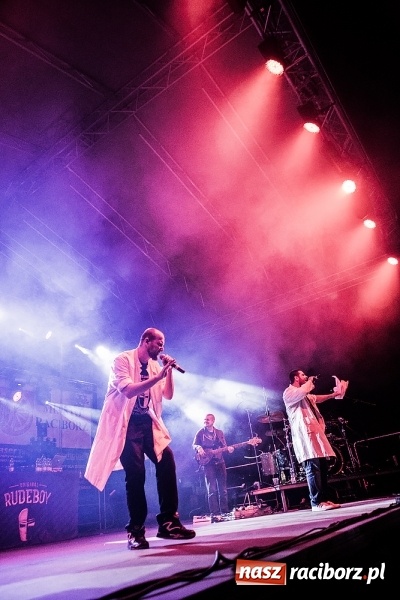 Zdjęcie w galerii na portalu naszraciborz.pl: Juwenalia Raciborskie 2016 już za nami. Grubson porwał publiczność wiadomości z regionu