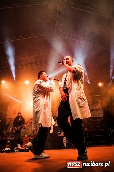 Zdjęcie w galerii na portalu naszraciborz.pl: Juwenalia Raciborskie 2016 już za nami. Grubson porwał publiczność wiadomości z regionu