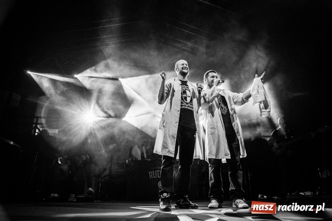 Zdjęcie w galerii na portalu naszraciborz.pl: Juwenalia Raciborskie 2016 już za nami. Grubson porwał publiczność wiadomości z regionu