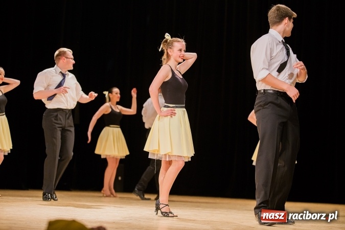 Zdjęcie w galerii na portalu naszraciborz.pl: IX Powiatowy Festiwal Twórczości Artystycznej - konkurs tańca wiadomości z regionu