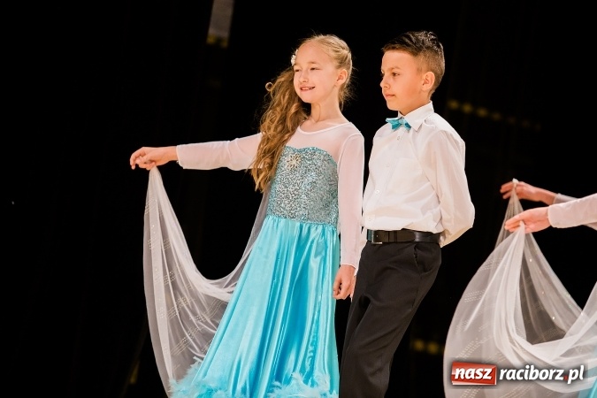 Zdjęcie w galerii na portalu naszraciborz.pl: IX Powiatowy Festiwal Twórczości Artystycznej - konkurs tańca wiadomości z regionu