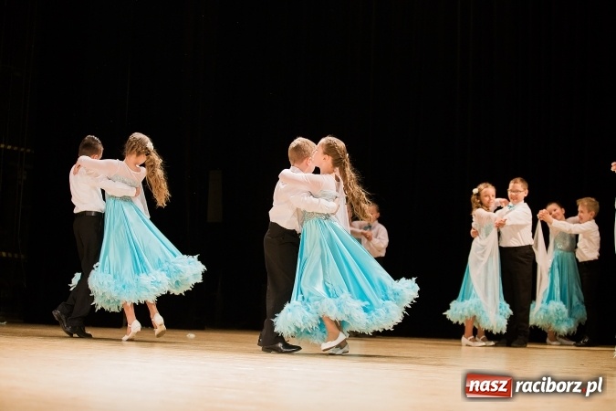 Zdjęcie w galerii na portalu naszraciborz.pl: IX Powiatowy Festiwal Twórczości Artystycznej - konkurs tańca wiadomości z regionu