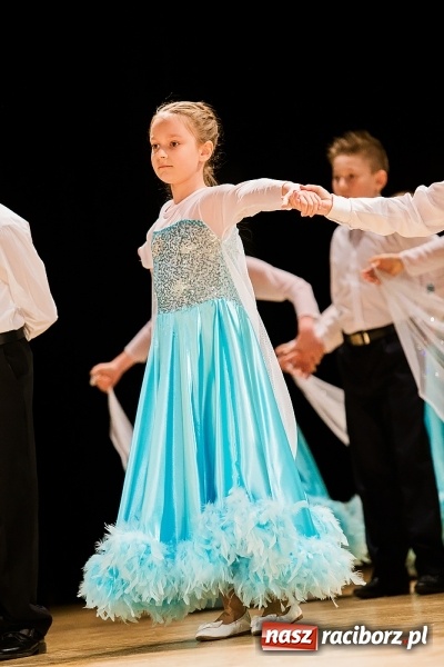Zdjęcie w galerii na portalu naszraciborz.pl: IX Powiatowy Festiwal Twórczości Artystycznej - konkurs tańca wiadomości z regionu