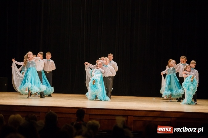 Zdjęcie w galerii na portalu naszraciborz.pl: IX Powiatowy Festiwal Twórczości Artystycznej - konkurs tańca wiadomości z regionu