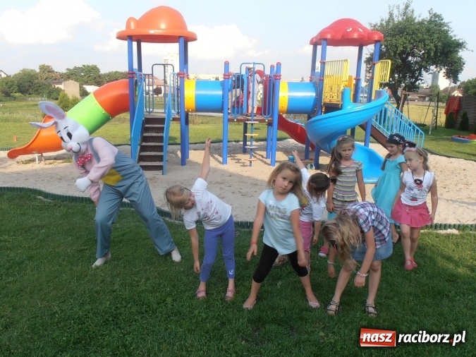 Zdjęcie w galerii na portalu naszraciborz.pl: Na zielonej trawce z Crazy Club! wiadomości z regionu