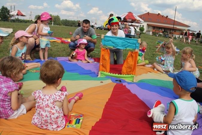 Zdjęcie w galerii na portalu naszraciborz.pl: Na zielonej trawce z Crazy Club! wiadomości z regionu