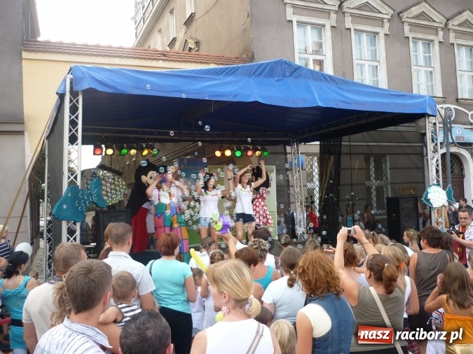 Zdjęcie w galerii na portalu naszraciborz.pl: Na zielonej trawce z Crazy Club! wiadomości z regionu