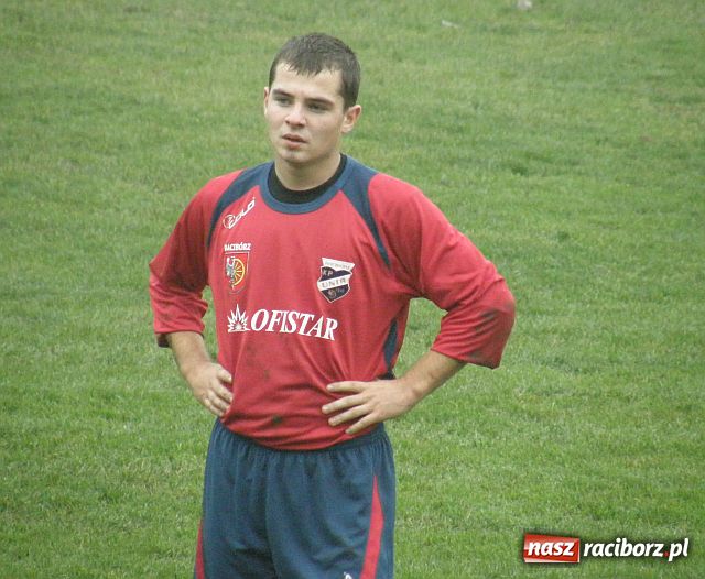 Zdjęcie w galerii na portalu naszraciborz.pl: Dwa gole w doliczonym czasie gry wiadomości z regionu