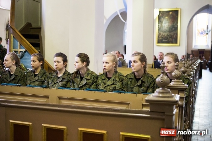 Zdjęcie w galerii na portalu naszraciborz.pl: Podhalańczycy w Raciborzu - FOTOREPORTAŻ z obchodów 25-lecia Straży Granicznej wiadomości z regionu