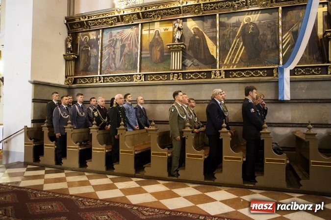Zdjęcie w galerii na portalu naszraciborz.pl: Podhalańczycy w Raciborzu - FOTOREPORTAŻ z obchodów 25-lecia Straży Granicznej wiadomości z regionu