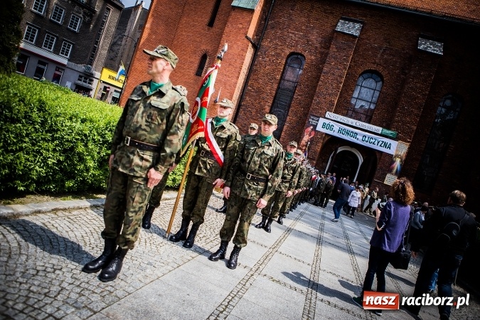Zdjęcie w galerii na portalu naszraciborz.pl: Podhalańczycy w Raciborzu - FOTOREPORTAŻ z obchodów 25-lecia Straży Granicznej wiadomości z regionu