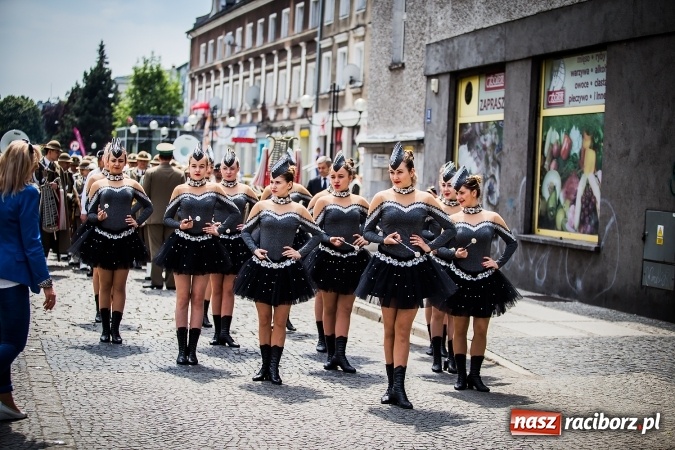 Zdjęcie w galerii na portalu naszraciborz.pl: Podhalańczycy w Raciborzu - FOTOREPORTAŻ z obchodów 25-lecia Straży Granicznej wiadomości z regionu