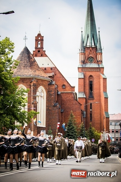 Zdjęcie w galerii na portalu naszraciborz.pl: Podhalańczycy w Raciborzu - FOTOREPORTAŻ z obchodów 25-lecia Straży Granicznej wiadomości z regionu