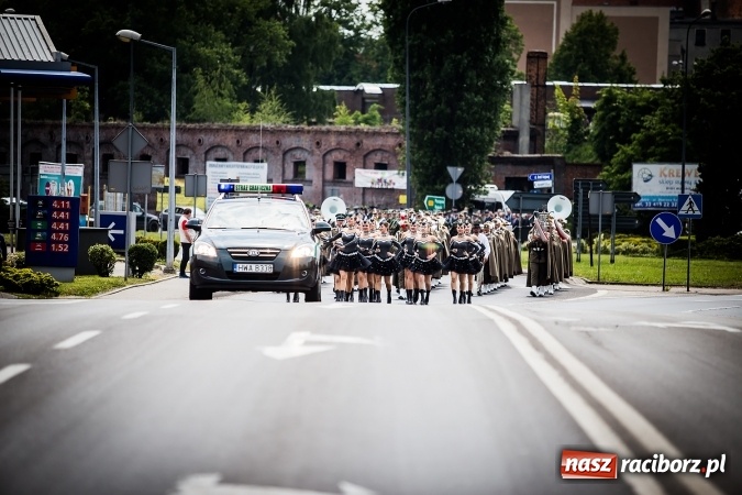 Zdjęcie w galerii na portalu naszraciborz.pl: Podhalańczycy w Raciborzu - FOTOREPORTAŻ z obchodów 25-lecia Straży Granicznej wiadomości z regionu