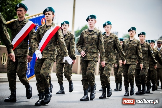 Zdjęcie w galerii na portalu naszraciborz.pl: Podhalańczycy w Raciborzu - FOTOREPORTAŻ z obchodów 25-lecia Straży Granicznej wiadomości z regionu