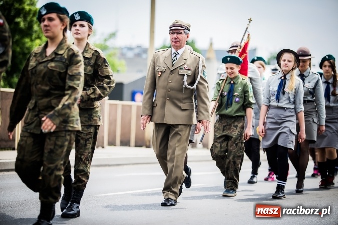 Zdjęcie w galerii na portalu naszraciborz.pl: Podhalańczycy w Raciborzu - FOTOREPORTAŻ z obchodów 25-lecia Straży Granicznej wiadomości z regionu