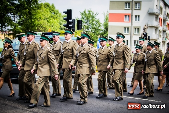 Zdjęcie w galerii na portalu naszraciborz.pl: Podhalańczycy w Raciborzu - FOTOREPORTAŻ z obchodów 25-lecia Straży Granicznej wiadomości z regionu