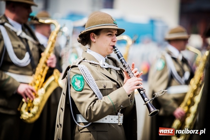 Zdjęcie w galerii na portalu naszraciborz.pl: Podhalańczycy w Raciborzu - FOTOREPORTAŻ z obchodów 25-lecia Straży Granicznej wiadomości z regionu