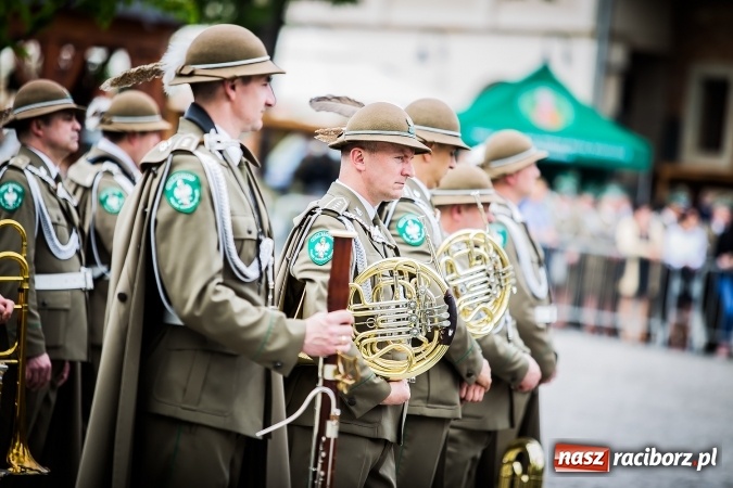 Zdjęcie w galerii na portalu naszraciborz.pl: Podhalańczycy w Raciborzu - FOTOREPORTAŻ z obchodów 25-lecia Straży Granicznej wiadomości z regionu