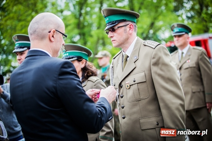 Zdjęcie w galerii na portalu naszraciborz.pl: Podhalańczycy w Raciborzu - FOTOREPORTAŻ z obchodów 25-lecia Straży Granicznej wiadomości z regionu