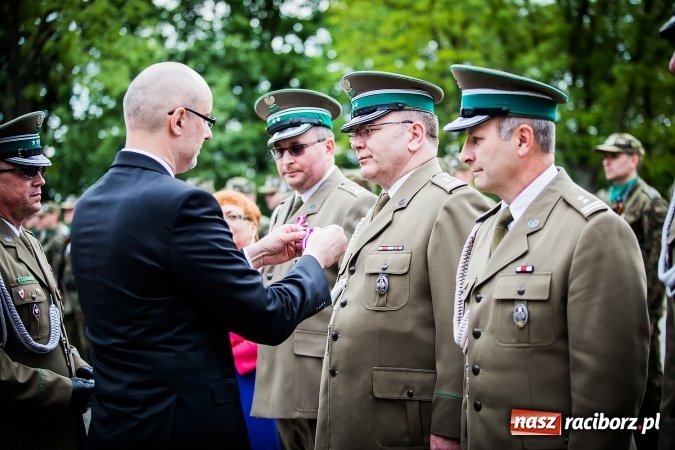Zdjęcie w galerii na portalu naszraciborz.pl: Podhalańczycy w Raciborzu - FOTOREPORTAŻ z obchodów 25-lecia Straży Granicznej wiadomości z regionu