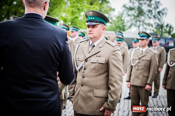 Zdjęcie w galerii na portalu naszraciborz.pl: Podhalańczycy w Raciborzu - FOTOREPORTAŻ z obchodów 25-lecia Straży Granicznej wiadomości z regionu