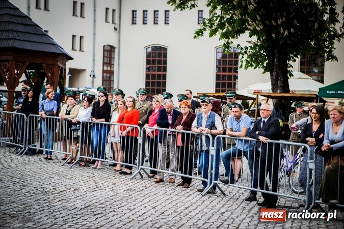 Zdjęcie w galerii na portalu naszraciborz.pl: Podhalańczycy w Raciborzu - FOTOREPORTAŻ z obchodów 25-lecia Straży Granicznej wiadomości z regionu