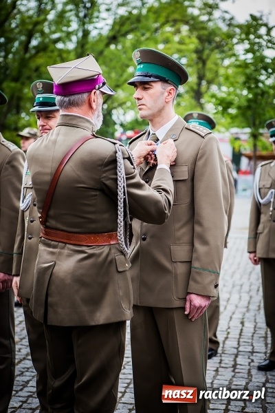 Zdjęcie w galerii na portalu naszraciborz.pl: Podhalańczycy w Raciborzu - FOTOREPORTAŻ z obchodów 25-lecia Straży Granicznej wiadomości z regionu