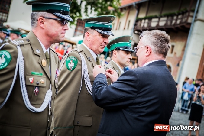 Zdjęcie w galerii na portalu naszraciborz.pl: Podhalańczycy w Raciborzu - FOTOREPORTAŻ z obchodów 25-lecia Straży Granicznej wiadomości z regionu