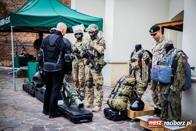 Zdjęcie w galerii na portalu naszraciborz.pl: Podhalańczycy w Raciborzu - FOTOREPORTAŻ z obchodów 25-lecia Straży Granicznej wiadomości z regionu