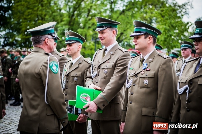 Zdjęcie w galerii na portalu naszraciborz.pl: Podhalańczycy w Raciborzu - FOTOREPORTAŻ z obchodów 25-lecia Straży Granicznej wiadomości z regionu