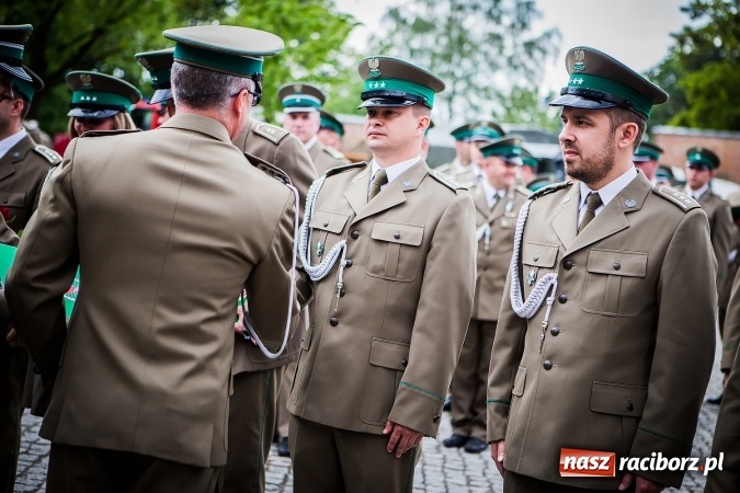 Zdjęcie w galerii na portalu naszraciborz.pl: Podhalańczycy w Raciborzu - FOTOREPORTAŻ z obchodów 25-lecia Straży Granicznej wiadomości z regionu