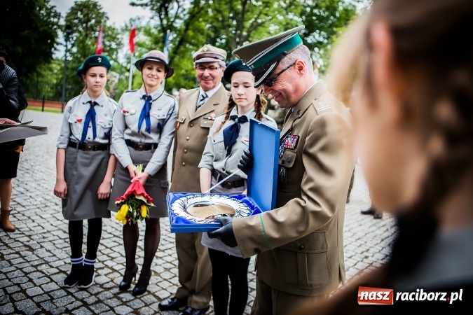 Zdjęcie w galerii na portalu naszraciborz.pl: Podhalańczycy w Raciborzu - FOTOREPORTAŻ z obchodów 25-lecia Straży Granicznej wiadomości z regionu