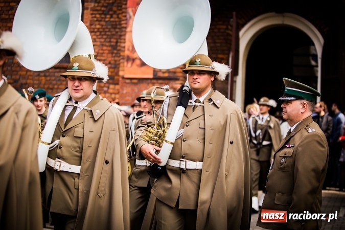 Zdjęcie w galerii na portalu naszraciborz.pl: Podhalańczycy w Raciborzu - FOTOREPORTAŻ z obchodów 25-lecia Straży Granicznej wiadomości z regionu