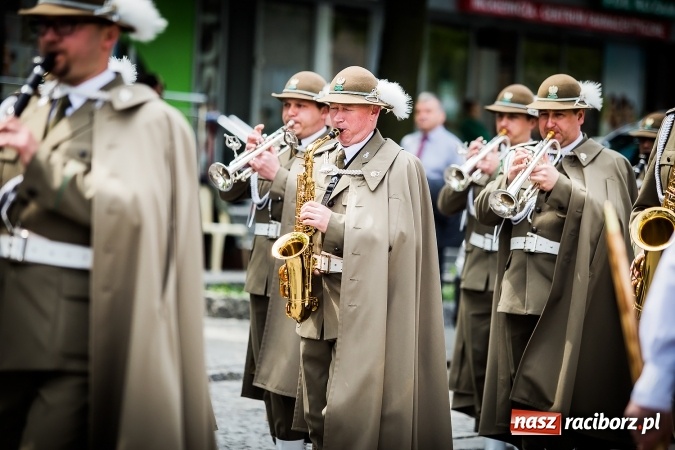 Zdjęcie w galerii na portalu naszraciborz.pl: Podhalańczycy w Raciborzu - FOTOREPORTAŻ z obchodów 25-lecia Straży Granicznej wiadomości z regionu