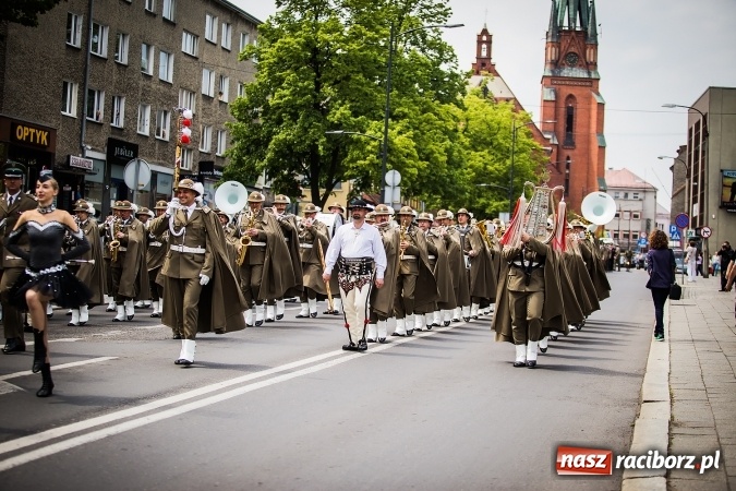 Zdjęcie w galerii na portalu naszraciborz.pl: Podhalańczycy w Raciborzu - FOTOREPORTAŻ z obchodów 25-lecia Straży Granicznej wiadomości z regionu