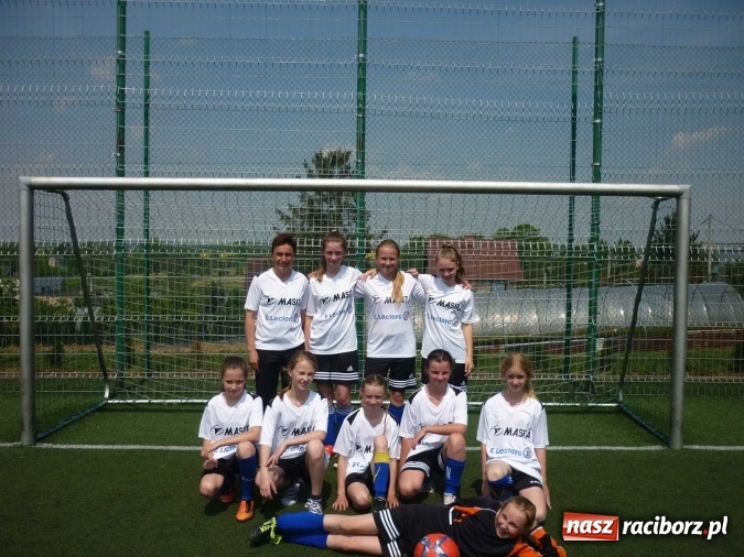 Zdjęcie w galerii na portalu naszraciborz.pl: Awans piłkarek z Rudnika do półfinału wojewódzkiego  wiadomości z regionu