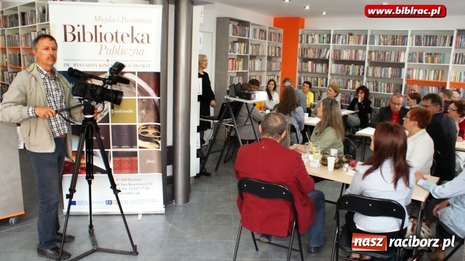 Zdjęcie w galerii na portalu naszraciborz.pl: Rozwijamy skrzydła Polski lokalnej - debata w raciborskiej bibliotece wiadomości z regionu