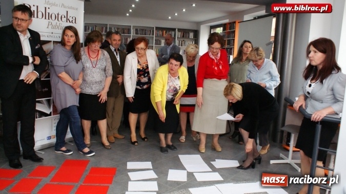 Zdjęcie w galerii na portalu naszraciborz.pl: Rozwijamy skrzydła Polski lokalnej - debata w raciborskiej bibliotece wiadomości z regionu