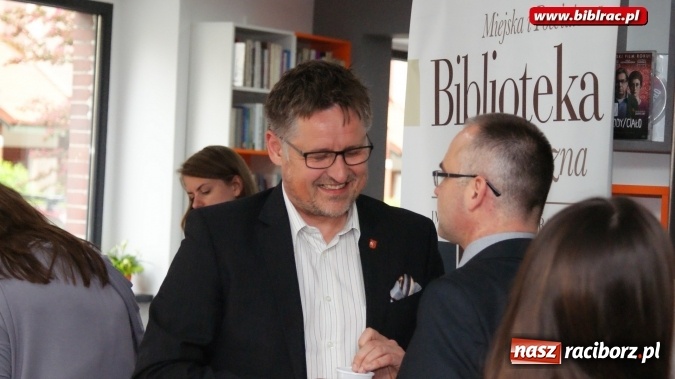 Zdjęcie w galerii na portalu naszraciborz.pl: Rozwijamy skrzydła Polski lokalnej - debata w raciborskiej bibliotece wiadomości z regionu