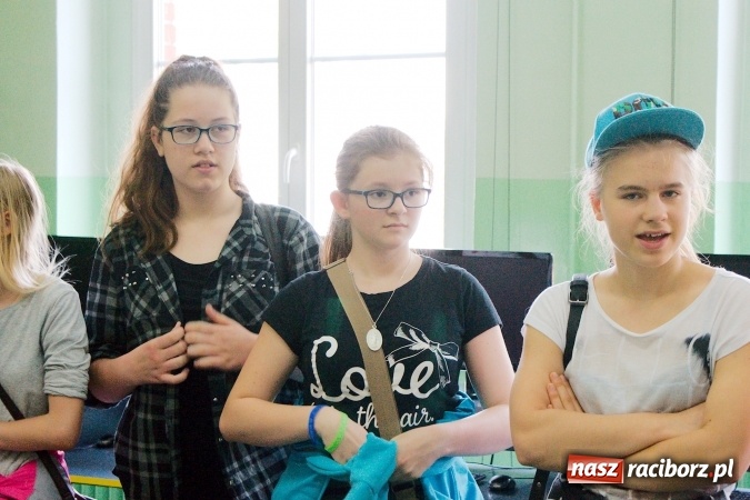 Zdjęcie w galerii na portalu naszraciborz.pl: Piknik naukowy z okazji Dni Otwartych G5 wiadomości z regionu