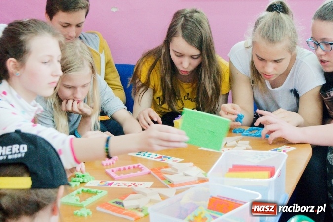 Zdjęcie w galerii na portalu naszraciborz.pl: Piknik naukowy z okazji Dni Otwartych G5 wiadomości z regionu