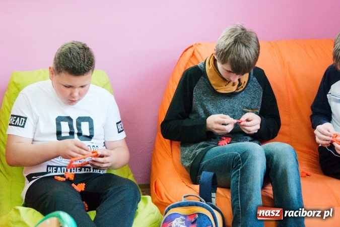 Zdjęcie w galerii na portalu naszraciborz.pl: Piknik naukowy z okazji Dni Otwartych G5 wiadomości z regionu