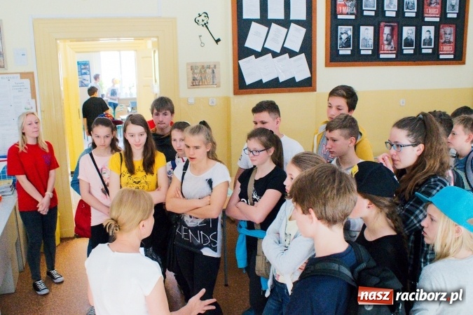 Zdjęcie w galerii na portalu naszraciborz.pl: Piknik naukowy z okazji Dni Otwartych G5 wiadomości z regionu