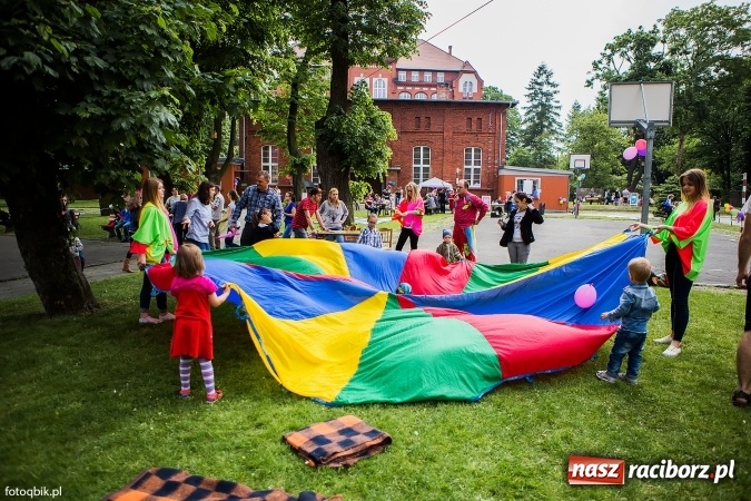 Zdjęcie w galerii na portalu naszraciborz.pl: Moc atrakcji na Integracyjnym Pikniku Rodzinnym wiadomości z regionu