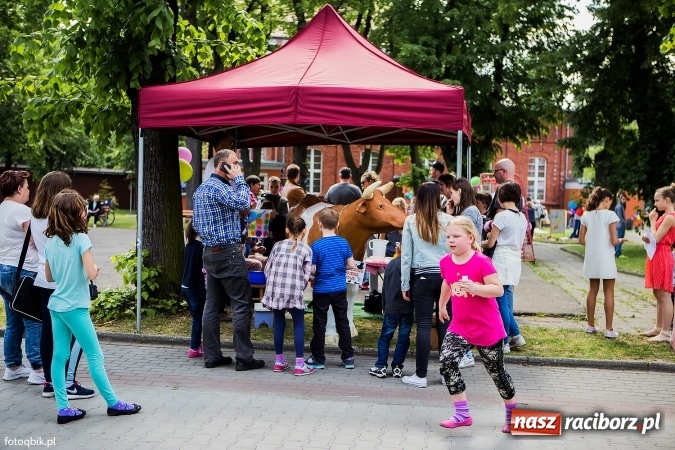 Zdjęcie w galerii na portalu naszraciborz.pl: Moc atrakcji na Integracyjnym Pikniku Rodzinnym wiadomości z regionu