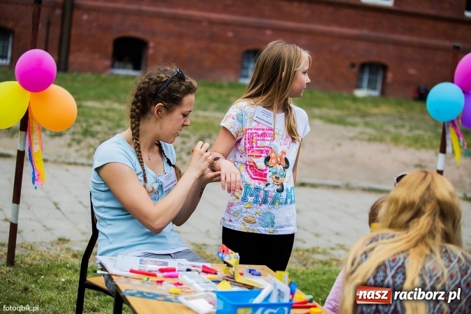 Zdjęcie w galerii na portalu naszraciborz.pl: Moc atrakcji na Integracyjnym Pikniku Rodzinnym wiadomości z regionu