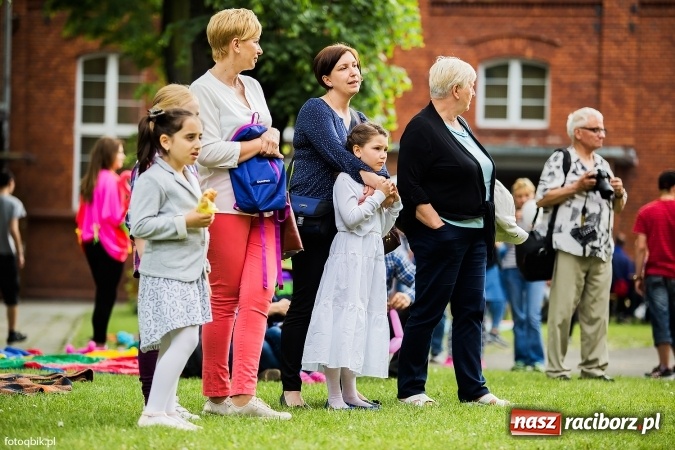 Zdjęcie w galerii na portalu naszraciborz.pl: Moc atrakcji na Integracyjnym Pikniku Rodzinnym wiadomości z regionu
