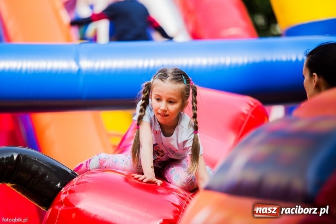 Zdjęcie w galerii na portalu naszraciborz.pl: Moc atrakcji na Integracyjnym Pikniku Rodzinnym wiadomości z regionu